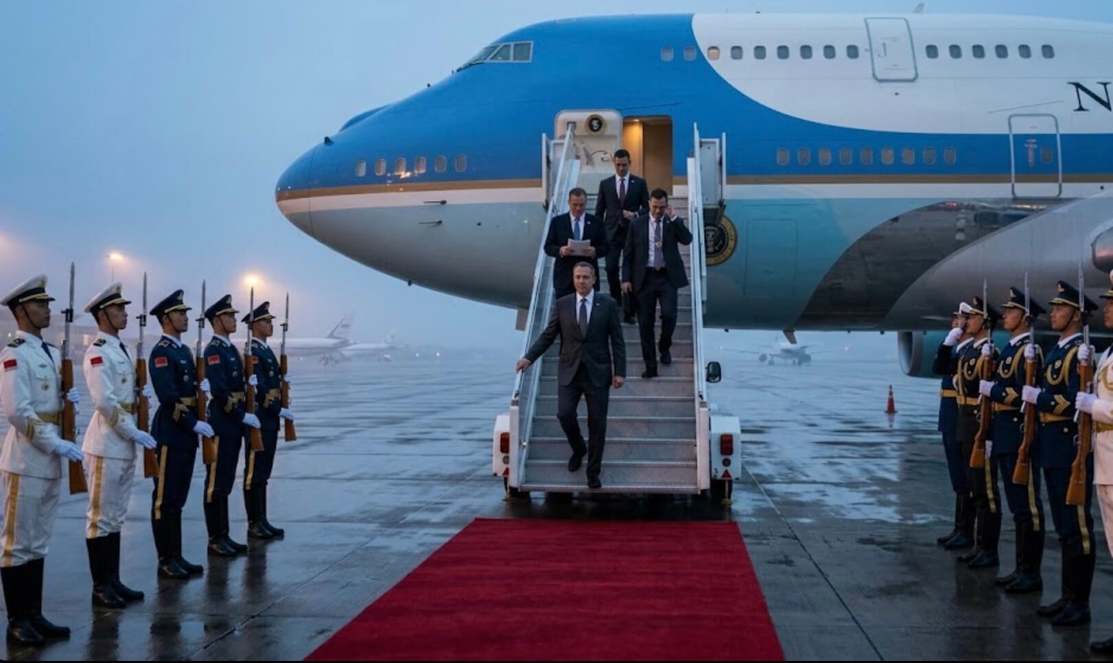 El Air Force One en una pista de Pekín durante la cumbre de mayo de 2026